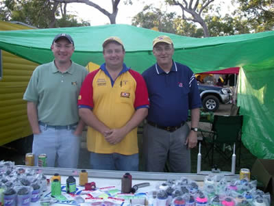 Brian Hooter Westerhout flanked by BCY's Chris (L) and Bob Deston
